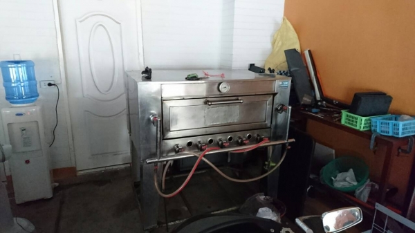 ขายเตาอบแสตนเลสใส่ได้4ถาดมือสอง9000