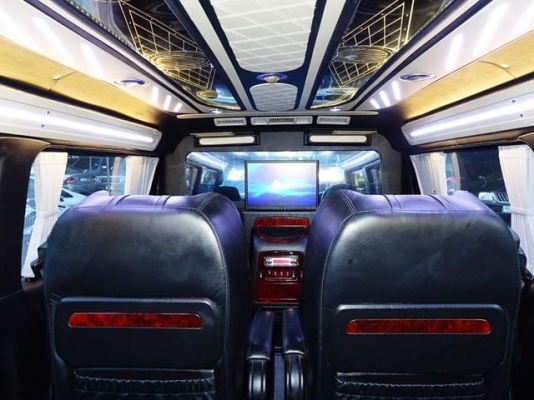 โทร 0922726669 ตันหยง ตู้เบสออโต้เบสแวน ขายรถตู้ เวนจูรี่ แต่งวีไอพี ปี 2009 ราคา 699,000 บาท