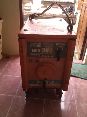 ตู้พลัง หน้าเทา 300. แท้ 100\%  ถูก