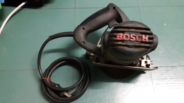 ขายเลื่อยวงเดือนตัดคอนกรีตและไม้ BOSCH ขนาด4 นิ้ว