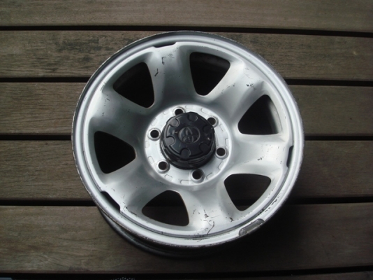 ขายกะทะล้อ 16กว้าง 7นิ้ว 6รู 139 1คู่ เก่าญี่ปุ่นครับ