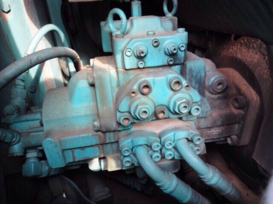 มาใหม่จ้า  KOBELCO  SK 100-3 มาร์คไฟว์ซุปเปอร์ เก่าญี่ปุ่น สภาพดี  ชั่วโมงน้อย  ราคากันเอง  สนใจโทร 089-7462641  สุวรรณีจ้า