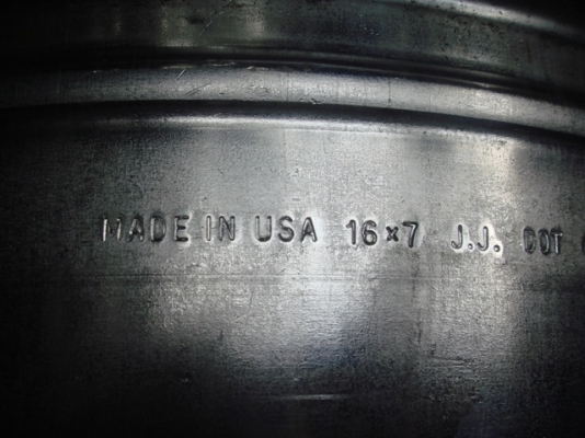 ขายกะทะล้อโครเมี่ยม usa ลายหยดน้ำ16กว้าง 7นิ้ว 6รู 139ออฟ 0 1วง ครับ