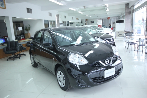 ขาย Nissan March 2015 นิสสัน มาร์ช มือหนึ่ง  ดาว 40000 ส่ง