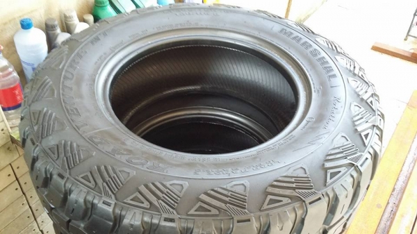 ขายล้อหล่อ te37x ขนาด 16x8 สีดำ พร้อมยาง bf 265/70/16 ครับ และ ยางมัด 245/75/16 ปี 12 สวยๆครับ ขายล้อหล่อ te37x ขนาด 16x8 สีดำ พร้อมยาง bf 265/70/16 ครับ และ ยางมัด 245/75/16 ปี 12 สวยๆครับ