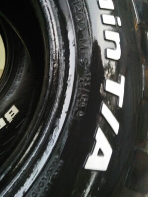 ยางรถยนต์