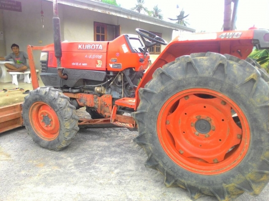 ขายรถไถ KUBOTA L4508 ดันหน้าช้าง ผาน6ช้าง ทะเบียนพร้อมโอน ราคา 235,000 มีรถบริการขนส่งทั่วไทย สอบถาม 0818618678 {id line=0818618678} 0899347475 {id line=carbonthai}