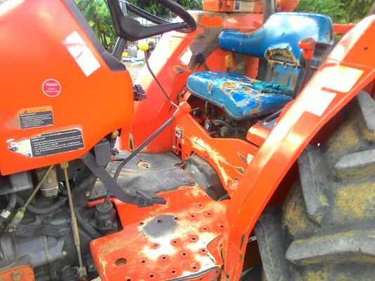 ขายรถไถ KUBOTA L4508 ดันหน้าช้าง ผาน6ช้าง ทะเบียนพร้อมโอน ราคา 235,000 มีรถบริการขนส่งทั่วไทย สอบถาม 0818618678 {id line=0818618678} 0899347475 {id line=carbonthai}