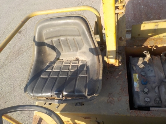 ขาย SAKAI R2S สภาพพร้อมใช้ นำเข้าจากประเทศญี่ปุ่น สนใจติดต่อ อำพล 090-9694506, 080-3031241