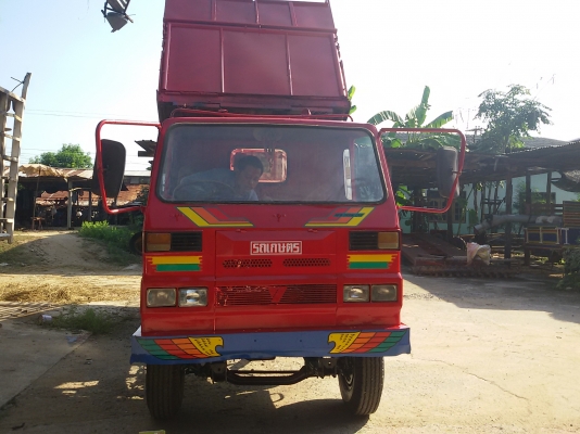 ขายอีแต๋นดั้ม6ล้อพร้องใช้งานสวยมากๆ