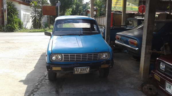 แยกขายเป็นอะไหล่ครับ