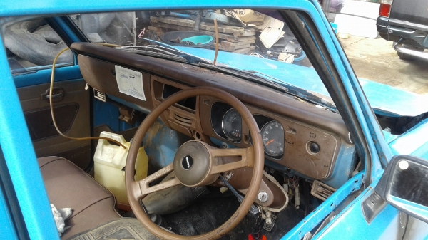 แยกขายเป็นอะไหล่ครับ