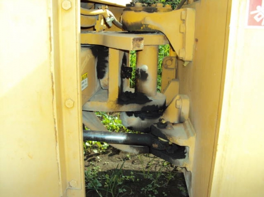 ขาย SAKAI R2S สภาพพร้อมใช้ นำเข้าจากประเทศญี่ปุ่น สนใจติดต่อ อำพล 090-9694506, 080-3031241