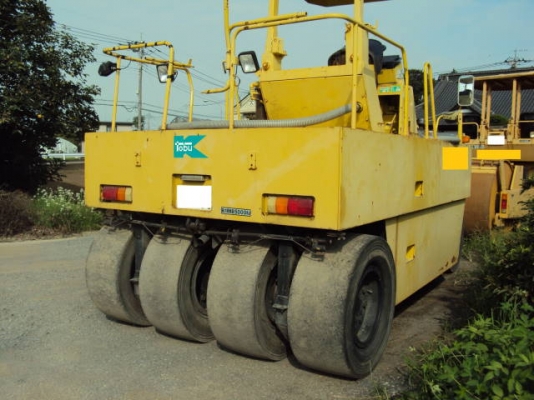 ขาย SAKAI T2 สภาพพร้อมใช้ นำเข้าจากประเทศญี่ปุ่น สนใจติดต่อ อำพล 090-9694506, 080-3031241