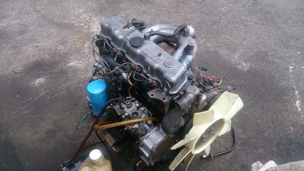 ขายเครื่องยนต์ดีเซลนิสสัน Sd23 11550 บาท