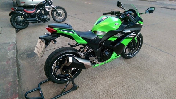 ขายคับ KAWASAKI NINJA250 SPECIAL EDITION ปี2013 เดิมๆ สวยๆ ทะเบียนพร้อมโอนไม่ขาดต่อคับ ราคา 82500 บาท ส่งได้ทั่วไทยคับ สนใจติดต่อ 081-0578282 FACEBOOK ชาญณรงค์ ป๊อป ชัยอมฤต ไอดีไลน์ POPBIGBIKESAKON คับ สนใจรถสวย ถูก ดี ต้อง POP BIGBIKE SAKONNAKHON คลิปวิด
