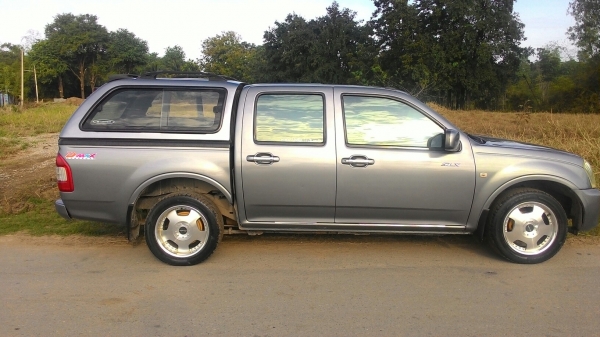 รถบ้านดีแม็กปี04ตัวท๊อป4ประตู268000