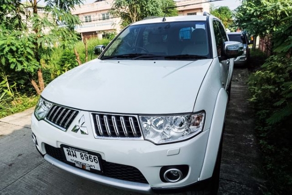 2012 Mitsubishi Pajero Sport GT 2.5AT เกียร์ออโต้ดีเซลสีรุ่นTOPสุด สภาพสวยมากไม่มีชน100เปอร์เซ็นถูกๆด่วน 2012 Mitsubishi Pajero Sport GT 2.5AT เกียร์ออโต้ดีเซลสีรุ่นTOPสุด สภาพสวยมากไม่มีชน100เปอร์เซ็นถูกๆด่วน