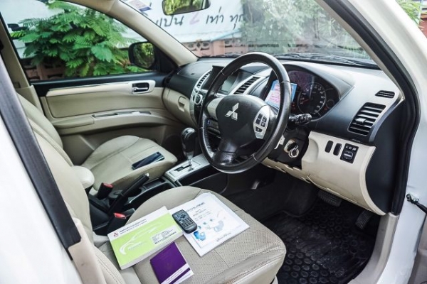 2012 Mitsubishi Pajero Sport GT 2.5AT เกียร์ออโต้ดีเซลสีรุ่นTOPสุด สภาพสวยมากไม่มีชน100เปอร์เซ็นถูกๆด่วน 2012 Mitsubishi Pajero Sport GT 2.5AT เกียร์ออโต้ดีเซลสีรุ่นTOPสุด สภาพสวยมากไม่มีชน100เปอร์เซ็นถูกๆด่วน