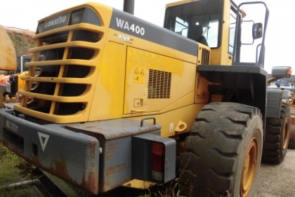 ขายด่วนรถตักล้อยาง KOMATSU WA400-3EA ปี2000 เก่าญี่ปุ่น    สภาพสวยมาก ๆๆ ใช้งานน้อย เครื่องดำ พร้อมใช้งาน