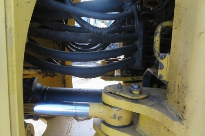 ขายด่วนรถตักล้อยาง KOMATSU WA400-3EA ปี2000 เก่าญี่ปุ่น    สภาพสวยมาก ๆๆ ใช้งานน้อย เครื่องดำ พร้อมใช้งาน