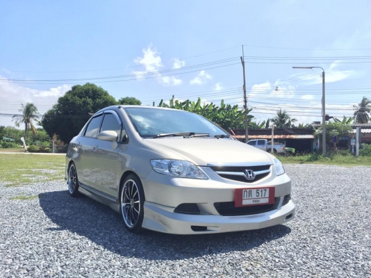 ขายรถเก๋ง  CITY 1.5  A i-DSI โฉม ZX  เกียร์ ออโต้ ปี 2007 รถสวย เดิมๆ เบาๆ ไม่เคยชน  เครื่องดี กำลังดี  วิ่งนิ่ม พวงมาลัยเพาเวอ์ กระจกไฟฟ้า แอร์เย็นมากๆ แม็กขอบ 17  นิ้ว  ยางดี พร้อมใช้เลย แต่งสวย โดนใจ  รับประกันความสวย  ต้องการเพิ่มเติม ID ไลน์ 08199422