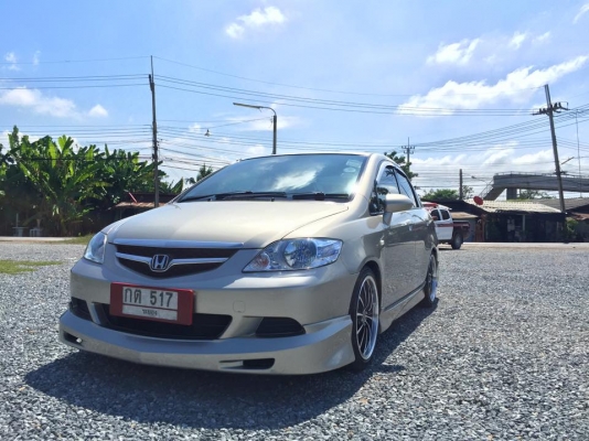 ขายรถเก๋ง  CITY 1.5  A i-DSI โฉม ZX  เกียร์ ออโต้ ปี 2007 รถสวย เดิมๆ เบาๆ ไม่เคยชน  เครื่องดี กำลังดี  วิ่งนิ่ม พวงมาลัยเพาเวอ์ กระจกไฟฟ้า แอร์เย็นมากๆ แม็กขอบ 17  นิ้ว  ยางดี พร้อมใช้เลย แต่งสวย โดนใจ  รับประกันความสวย  ต้องการเพิ่มเติม ID ไลน์ 08199422