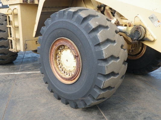 ขายรถตัก TCM 880-2