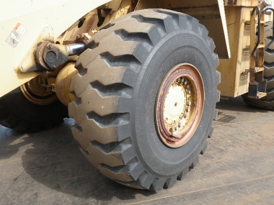 ขายรถตัก TCM 880-2