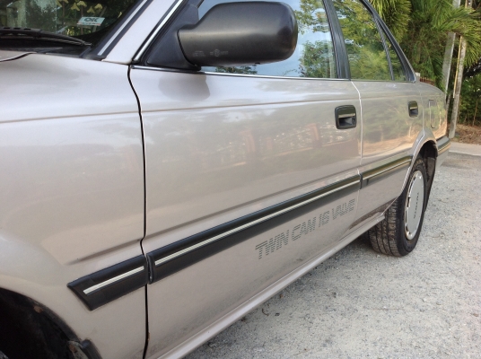 โตโยต้า โคโรลา โดเรม่อน เครื่อง 1.6 ออโต้ สวยสุดๆ