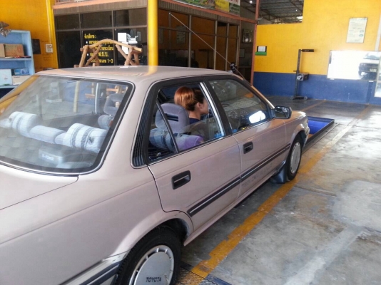 โตโยต้า โคโรลา โดเรม่อน เครื่อง 1.6 ออโต้ สวยสุดๆ