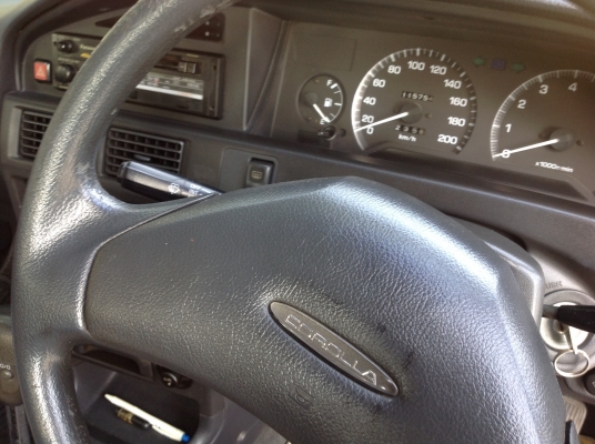 โตโยต้า โคโรลา โดเรม่อน เครื่อง 1.6 ออโต้ สวยสุดๆ