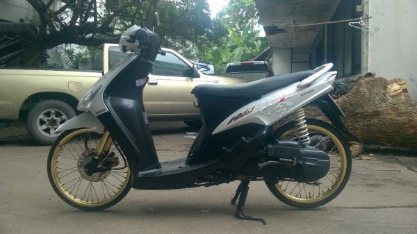 ขายลูกเดียว mio ปี2549 ขายถูกรถบ้านๆด่วนๆ มีเล่มเอกสารครบ ขายลูกเดียว mio ปี2549 ขายถูกรถบ้านๆด่วนๆ มีเล่มเอกสารครบ