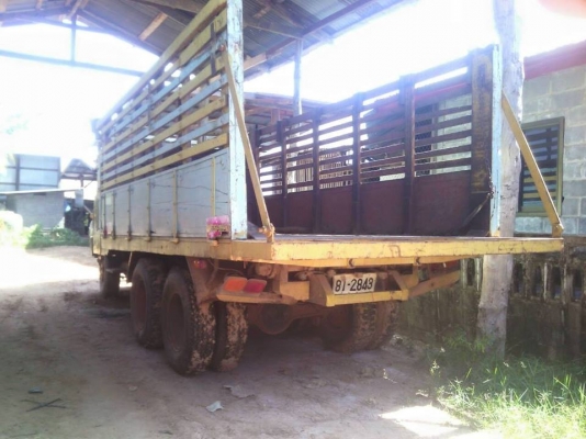 ขายรถ10ล้อหัวยาว เครื่อง168แรง EH700 ช่วงล่างใหญ่ สภาพสวยพร้อมใช้งาน เอกสารพร้อมโอน สนใจโทร 090-8588220คุณนะ 093-3258446คุณบิว หรือเข้าดูสินค้าอื่นๆได้ที่ www.truck.in.th/498 หรือเพจFacebook ณรงค์ ซื้อขายรถมือสอง (เว็บไซต์ส่วนตัว) หรือFacebook ตลาดรถมือสอ