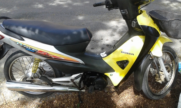 wave 100s ปี 49 wave 100s ปี 49