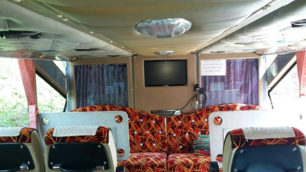 ขายรถบัสแอร์สองชั้น 8 ล้อ เครื่อง HINO F 20 / 8สูบ ช่วงล่างHINO ทั้งคัน ประกันชั้น 1 รถสวย พร้อมใช้งานได้เลย ขายรถบัสแอร์สองชั้น 8 ล้อ เครื่อง HINO F 20 / 8สูบ ช่วงล่างHINO ทั้งคัน ประกันชั้น 1 รถสวย พร้อมใช้งานได้เลย