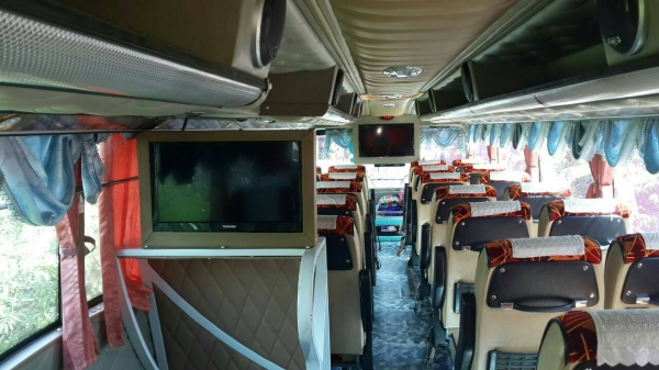 ขายรถบัสแอร์สองชั้น 8 ล้อ เครื่อง HINO F 20 / 8สูบ ช่วงล่างHINO ทั้งคัน ประกันชั้น 1 รถสวย พร้อมใช้งานได้เลย ขายรถบัสแอร์สองชั้น 8 ล้อ เครื่อง HINO F 20 / 8สูบ ช่วงล่างHINO ทั้งคัน ประกันชั้น 1 รถสวย พร้อมใช้งานได้เลย