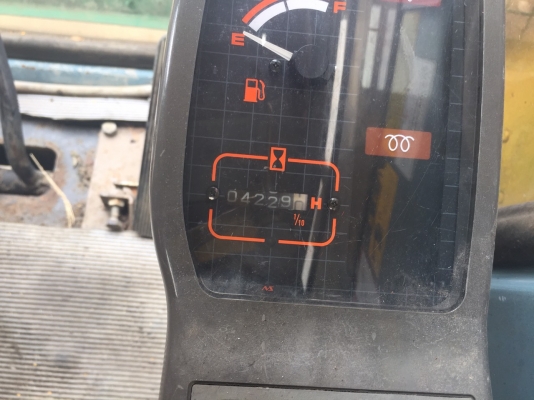 ขาย รถเครน  HITACHI EX 60LCT-3 มาใหม่ เก่าญีปุ่น  สภาพดี   สนใจโทร 089-7462641  สุวรรณีจ้า