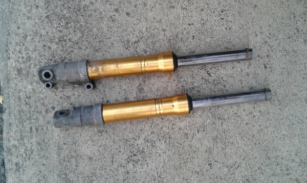 โช๊คแต่ง wave สีทอง 1 คู่