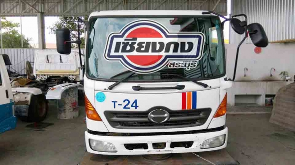 HINO MEGA