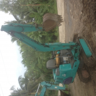 ขายรถขุดเล็ก130000฿ komatsu pc07-7 สภาพสวยมากใช้งานน้อย1250ชม. สนใจสอบถามได้ครับที่089-2579650