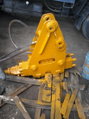 ขายหัวเจาะ NPK 2X ใช้กับรถ 30, 40, และ 50  ขายราคา 75,000 บาท