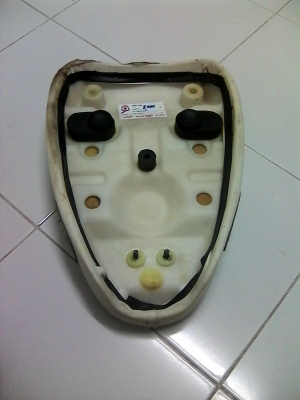 ขายเบาะ นั่ง ใส่ C สวยๆ ราคา 500 บาท