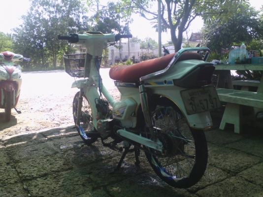 ขายดรีมคุรุ เครื่องเวฟ100 ลูกเชียชัก3 เครื่องเเน่นๆ ท่อสูตร ล้อใหม่ สีทำใหม่ (มีสำเนาหน้าเล่ม+ใบซื้อขายจากทางร้าน) ค่าตัว 8900 บาท สนใจทักเเชทหรือโทร.089-8054390 โอ๋ อยู่จังหวัด ลพบุรี ขายดรีมคุรุ เครื่องเวฟ100 ลูกเชียชัก3 เครื่องเเน่นๆ ท่อสูตร ล้อใหม่ สีทำใหม่ (มีสำเนาหน้าเล่ม+ใบซื้อขายจากทางร้าน) ค่าตัว 8900 บาท สนใจทักเเชทหรือโทร.089-8054390 โอ๋ อยู่จังหวัด ลพบุรี