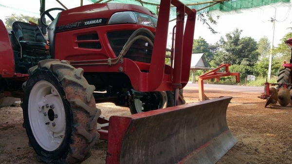 ขาย ยันมาร์49 รถสวยเดิมๆทุกจุดใบมีดดันดิน+ผานพรวน 420,000บ. ไม่ผิดหวังแน่นอนครับ 0808950608 0989803890