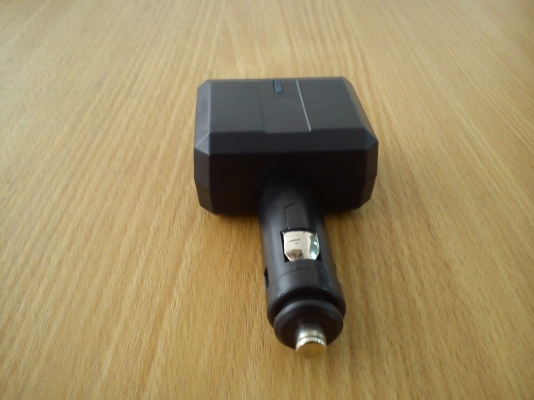 ช่องต่อพ่วงไฟที่จุดบุหรี่ แบบ2ช่อง มีไฟแสงสีฟ้า ช่องต่อพ่วงไฟที่จุดบุหรี่ แบบ2ช่อง มีไฟแสงสีฟ้า