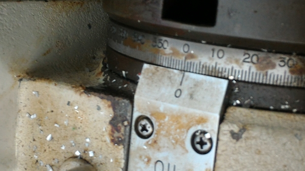 หัวแบ่งโรตารี่แบบใช้มอเตอร์ขับเคลื่อน ยี่ห้อ YUASA จากญี่ปุ่น ขนาดหน้าจาน 13 ซม. เป็นแบบหมุนทั้งคู่พร้อมกัน