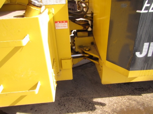 ขายรถบด 3 ล้อเหล็ก KOMATSU สภาพสวยพร้อมใช้ นำเข้าจากประเทศญี่ปุ่น สนใจติดต่อ อำพล 090-9694506, 080-3031241 ขายรถบด 3 ล้อเหล็ก KOMATSU สภาพสวยพร้อมใช้ นำเข้าจากประเทศญี่ปุ่น สนใจติดต่อ อำพล 090-9694506, 080-3031241