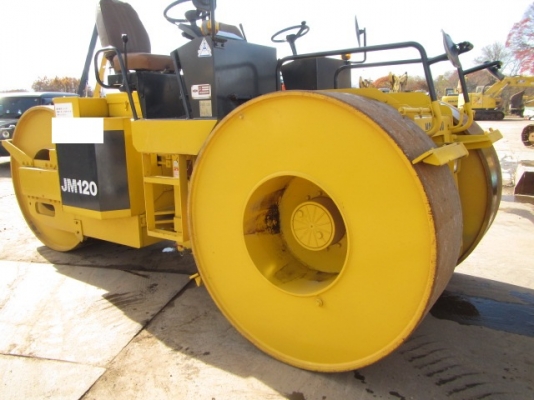 ขายรถบด 3 ล้อเหล็ก KOMATSU สภาพสวยพร้อมใช้ นำเข้าจากประเทศญี่ปุ่น สนใจติดต่อ อำพล 090-9694506, 080-3031241 ขายรถบด 3 ล้อเหล็ก KOMATSU สภาพสวยพร้อมใช้ นำเข้าจากประเทศญี่ปุ่น สนใจติดต่อ อำพล 090-9694506, 080-3031241