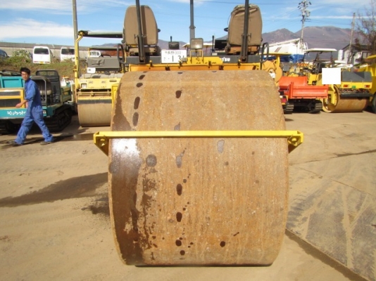 ขายรถบด 3 ล้อเหล็ก KOMATSU สภาพสวยพร้อมใช้ นำเข้าจากประเทศญี่ปุ่น สนใจติดต่อ อำพล 090-9694506, 080-3031241 ขายรถบด 3 ล้อเหล็ก KOMATSU สภาพสวยพร้อมใช้ นำเข้าจากประเทศญี่ปุ่น สนใจติดต่อ อำพล 090-9694506, 080-3031241